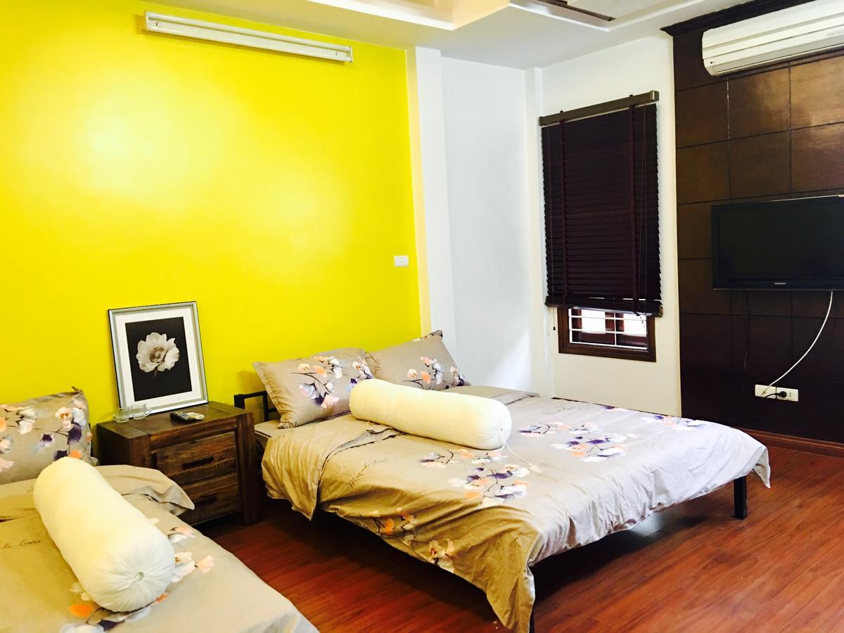 Awa Downtown Hostel Hanoi Buitenkant foto