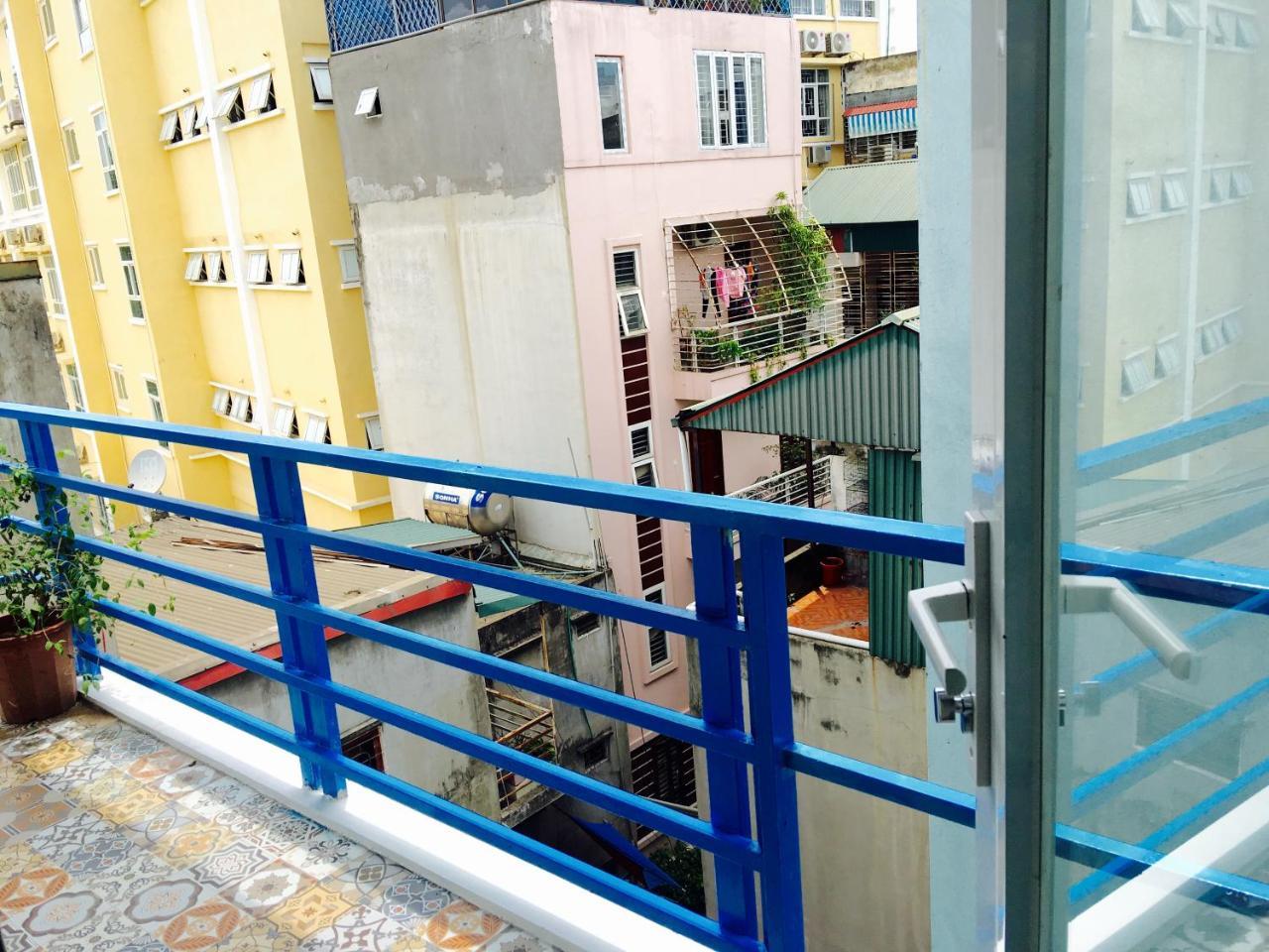 Awa Downtown Hostel Hanoi Buitenkant foto