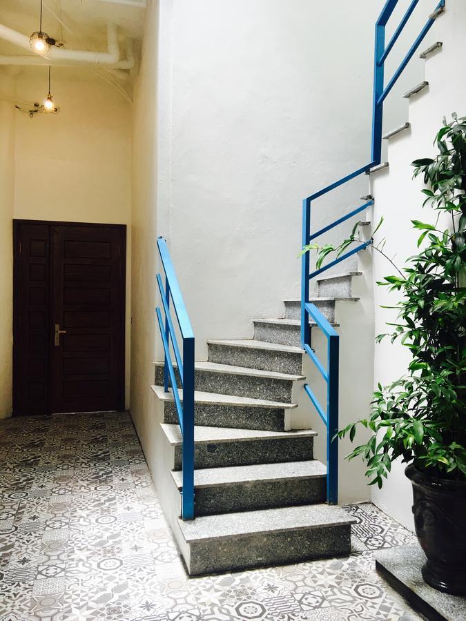 Awa Downtown Hostel Hanoi Buitenkant foto