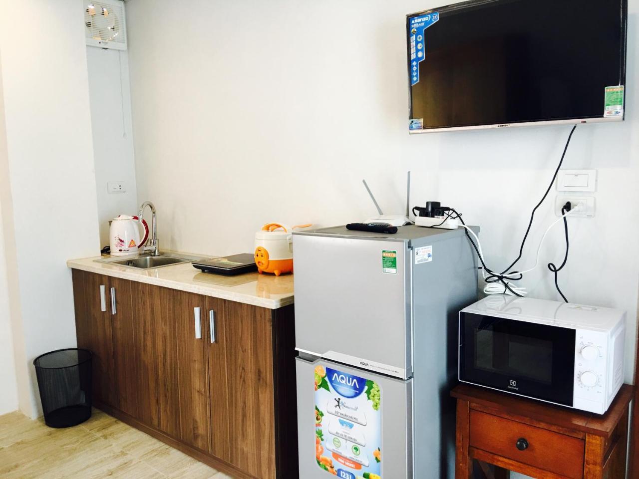 Awa Downtown Hostel Hanoi Buitenkant foto
