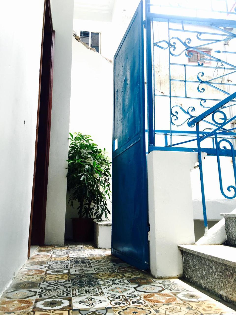 Awa Downtown Hostel Hanoi Buitenkant foto