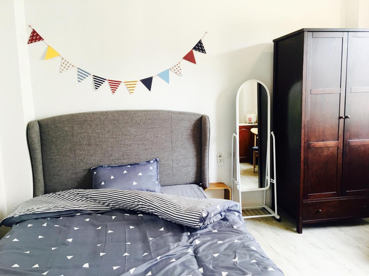 Awa Downtown Hostel Hanoi Buitenkant foto