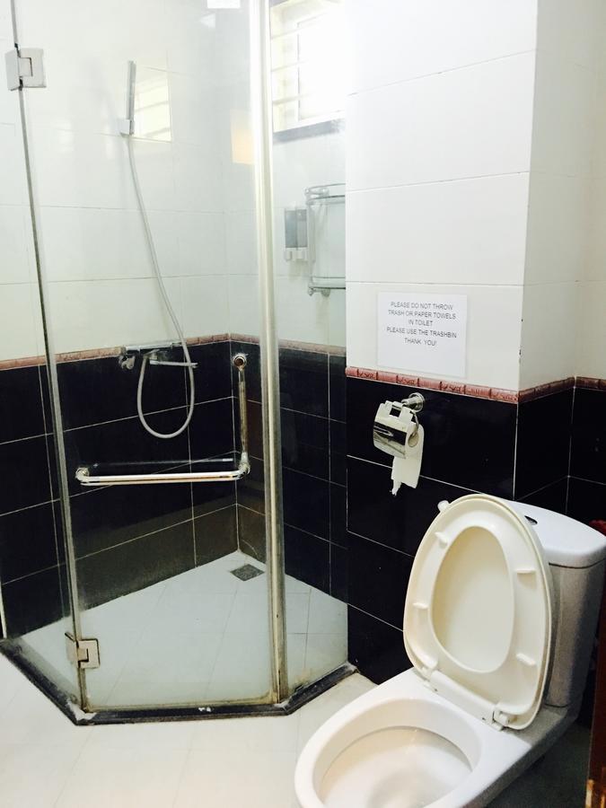 Awa Downtown Hostel Hanoi Buitenkant foto