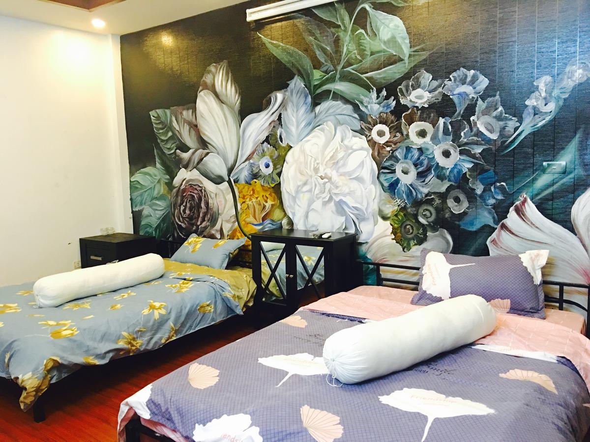 Awa Downtown Hostel Hanoi Buitenkant foto