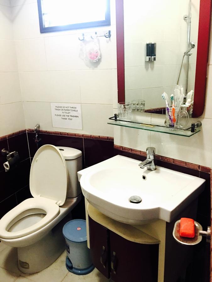 Awa Downtown Hostel Hanoi Buitenkant foto